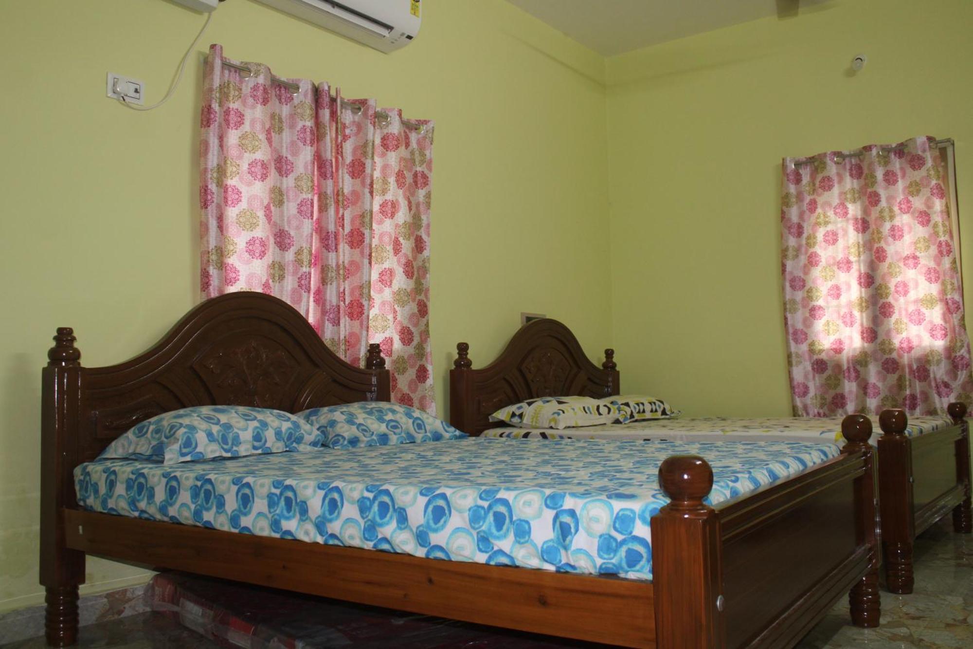 Casa De Vacation Villa Tiruchchendur Room photo